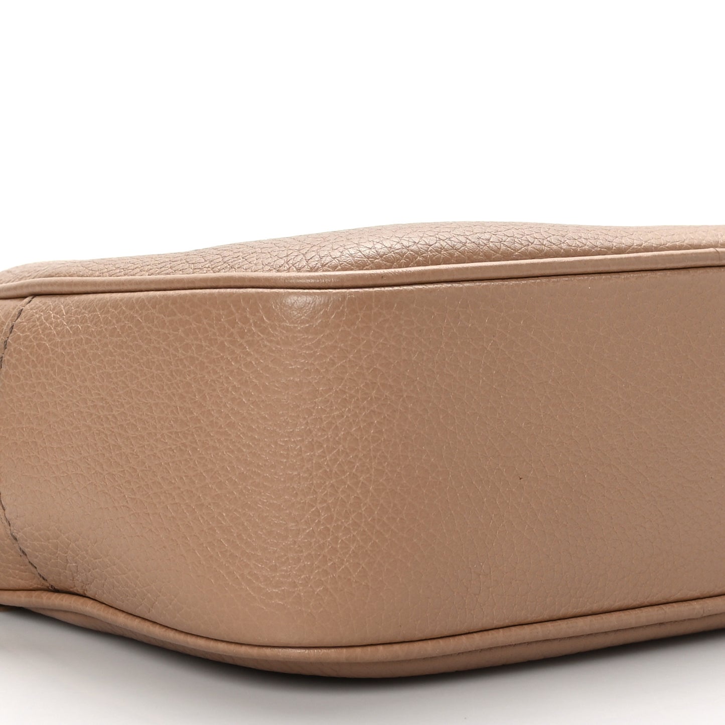 Pebbled Calfskin Small Soho Disco Bag Camelia