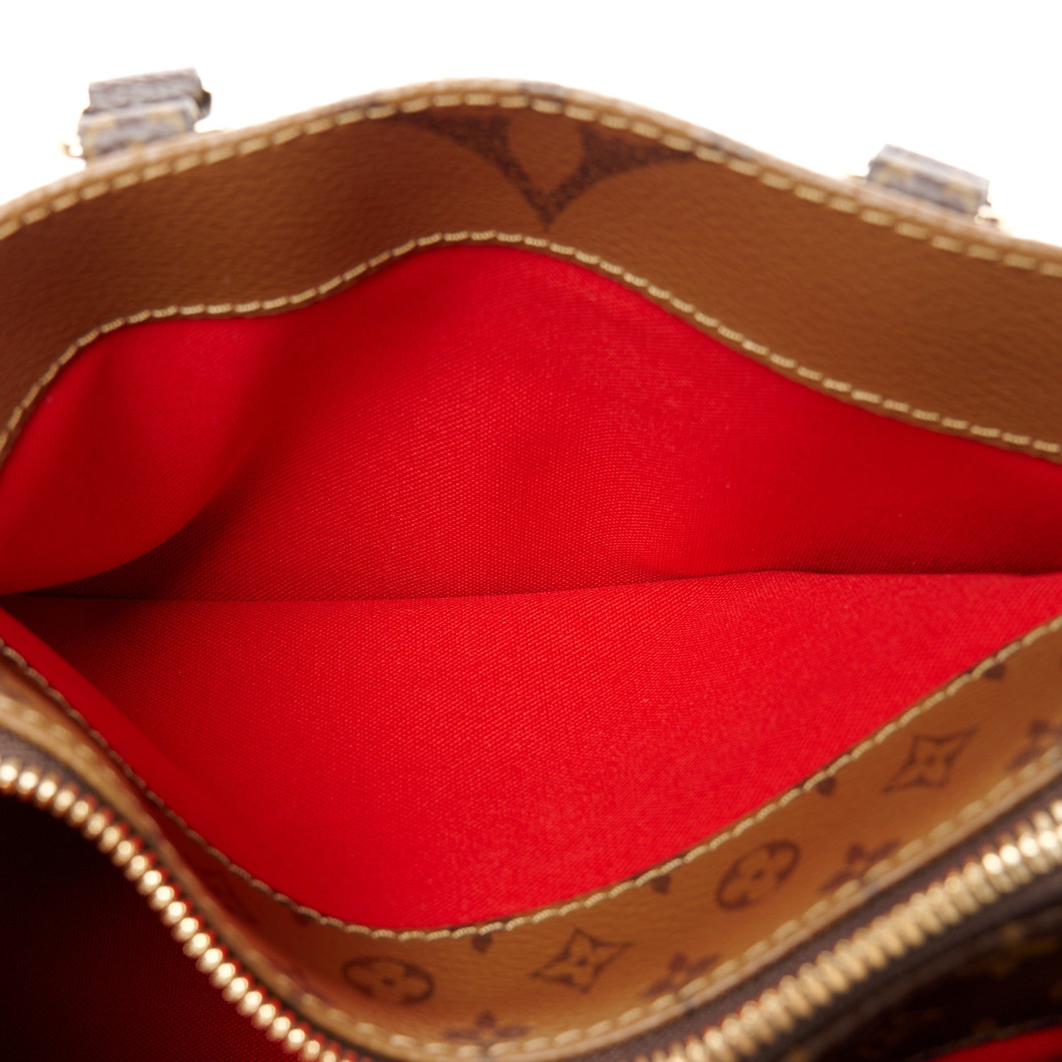 Louis Vuitton Reverse Monogram Giant OnTheGo East West 7 of 13