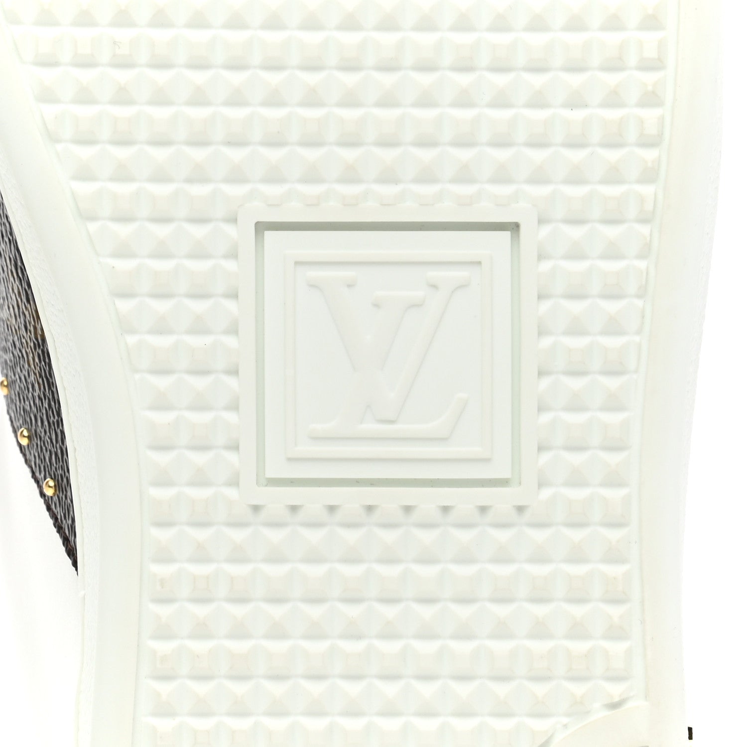 Louis Vuitton Calfskin Monogram Frontrow Sneaker 40 6 of 9