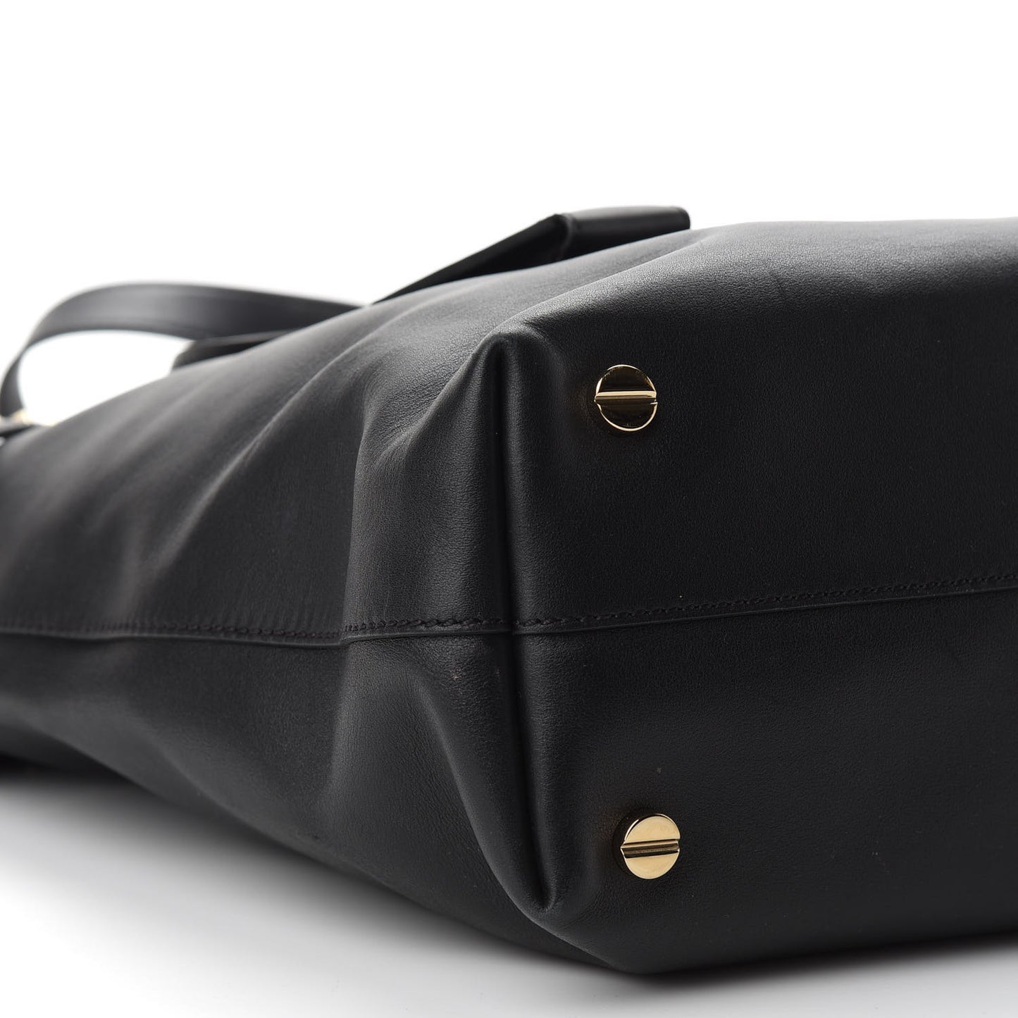 Vitello Lovestud Tote Black