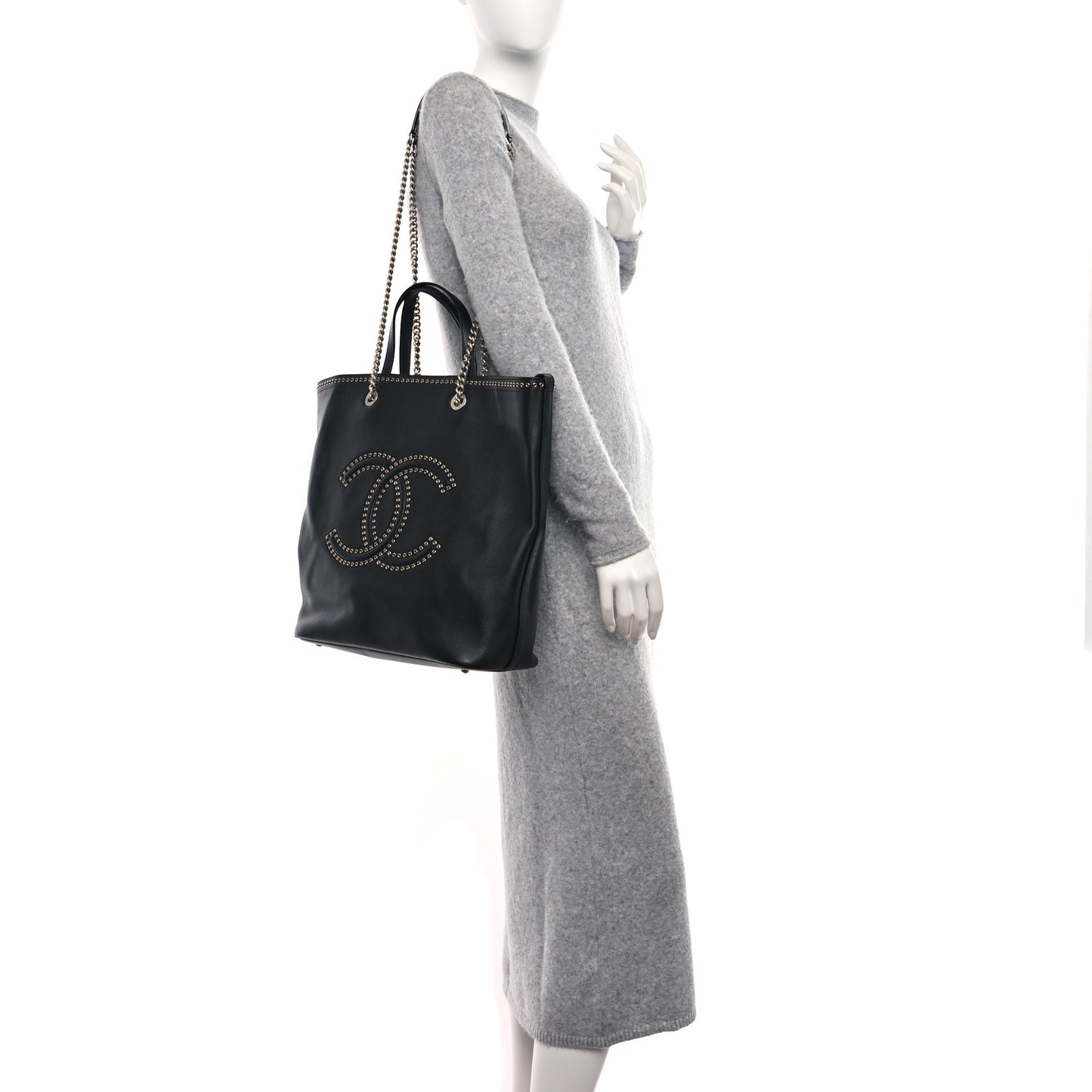 Grained Calfskin Large Coco Eyelets Shopping Tote Black
