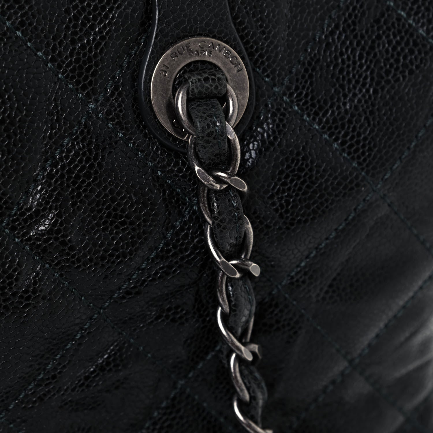 Chanel Crumpled Grained Calfskin Quilted CC Crave Tote Black 14 of 15