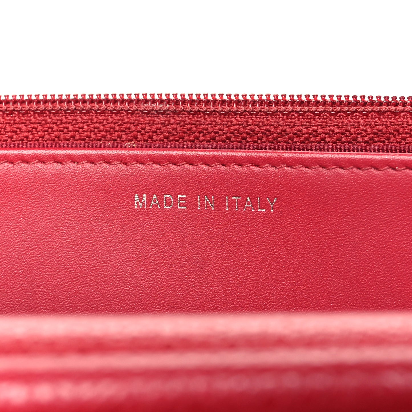 Caviar Quilted Wallet On Chain WOC Red