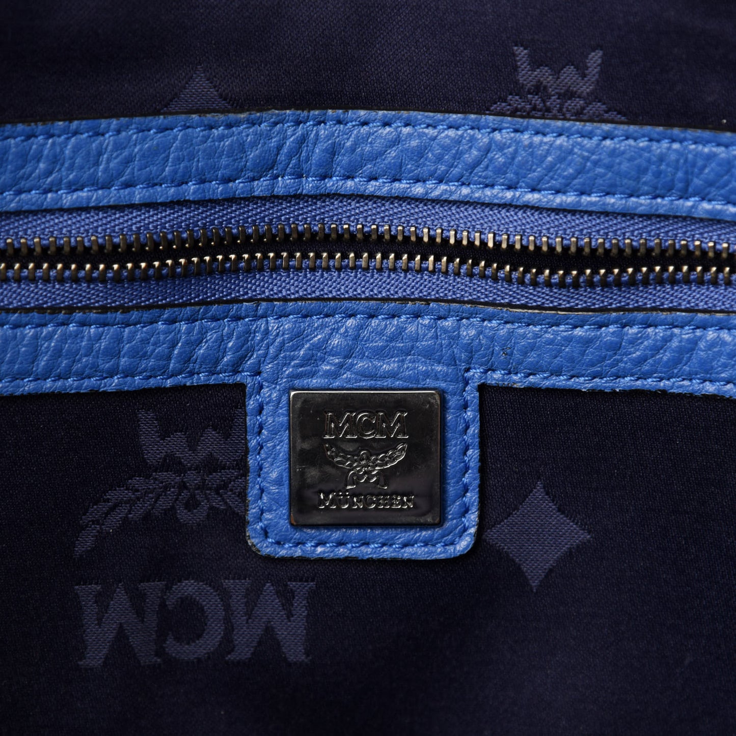 Visetos Medium Studded Dual Stark Backpack Blue