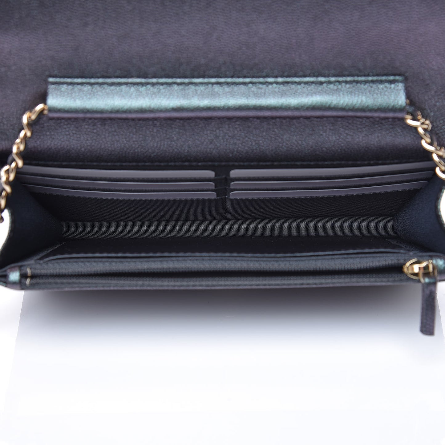 Iridescent Caviar Quilted Wallet On Chain WOC Black