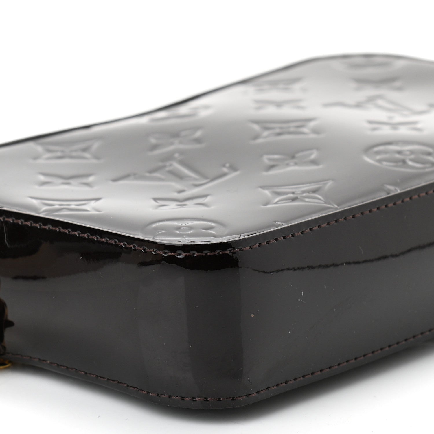 Louis Vuitton Vernis Camera Pouch Amarante 9 of 12