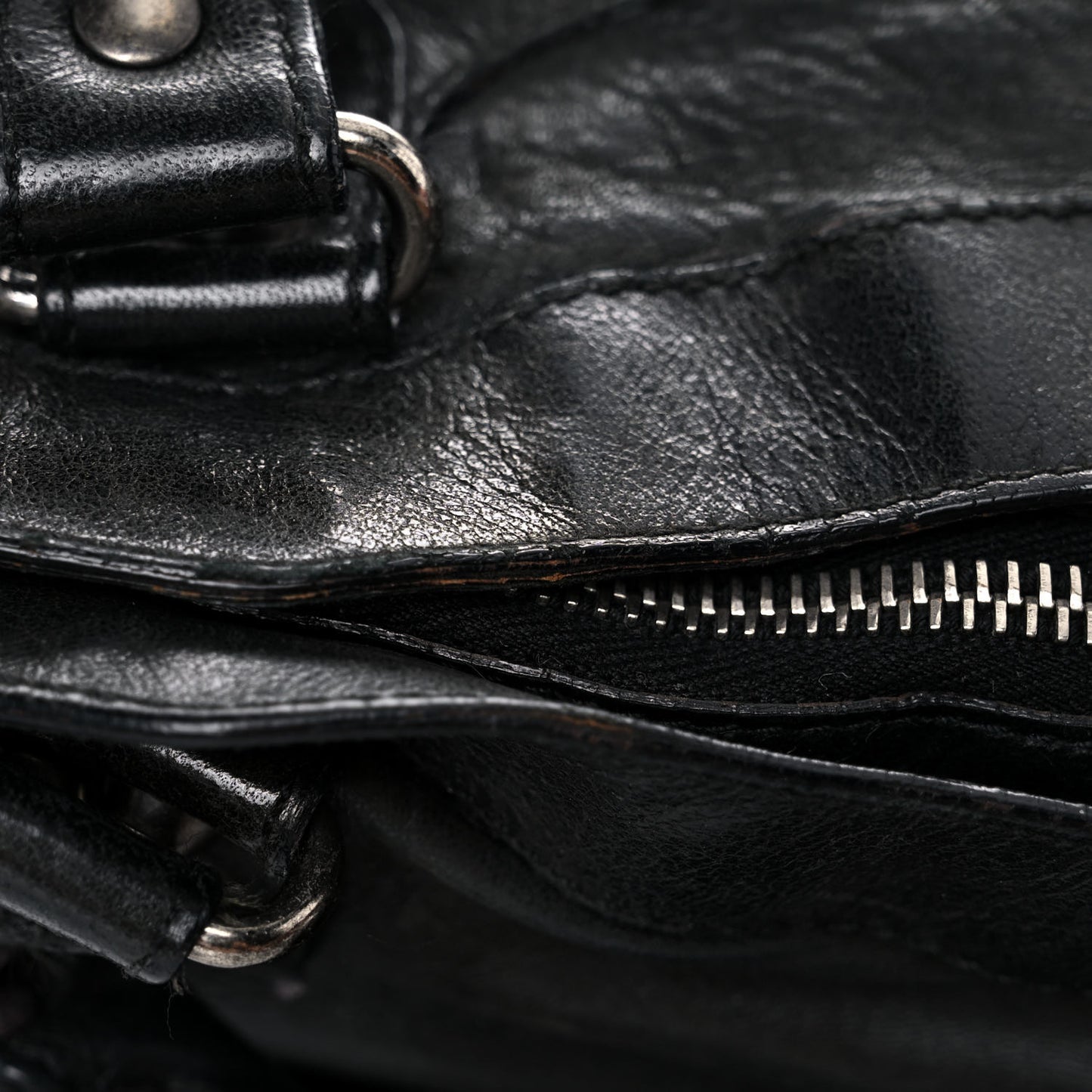 Chevre Classic Hardware First Black