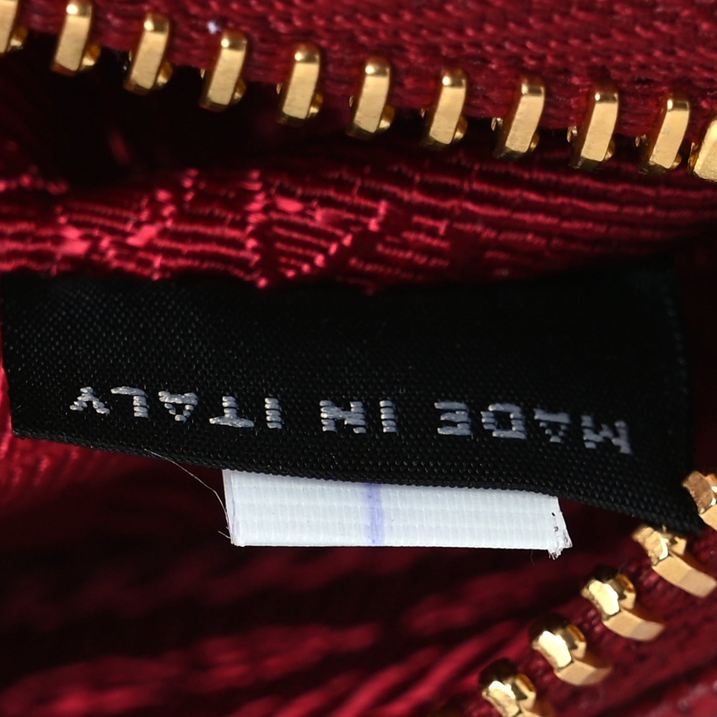 Saffiano Lux Re-Edition 2000 Shoulder Bag Fuoco