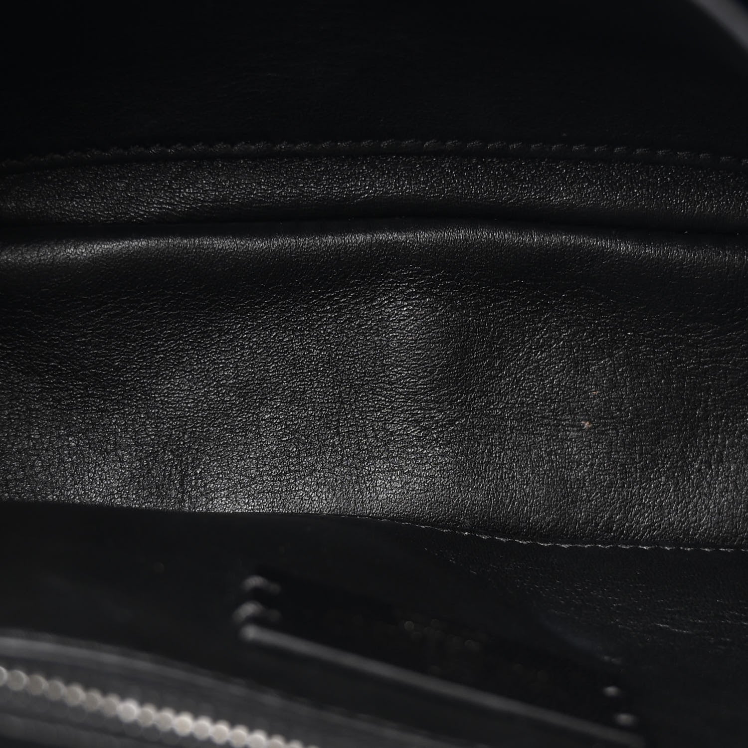 Valentino Garavani Nappa Monochrome Medium Roman Stud Shoulder Bag Black 5 of 9
