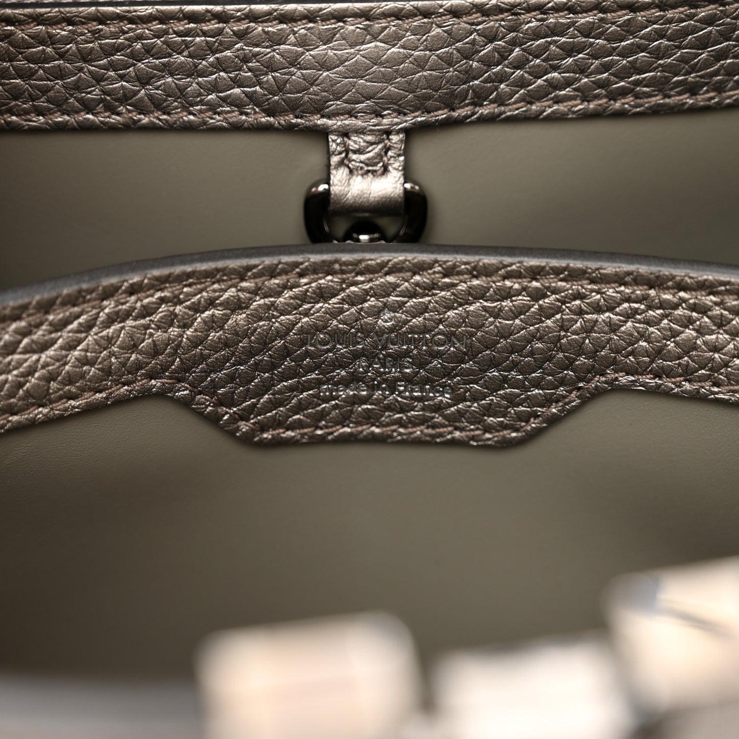 Metallic Calfskin Capucines BB Etain