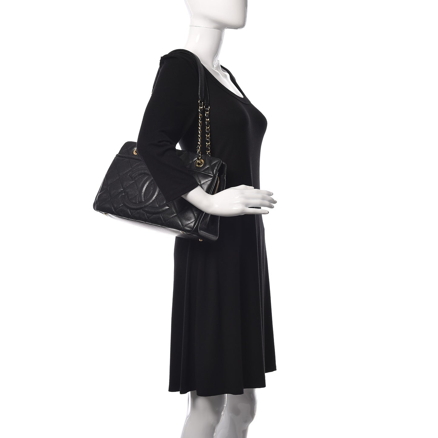 Caviar Quilted CC Timeless Soft Tote Black