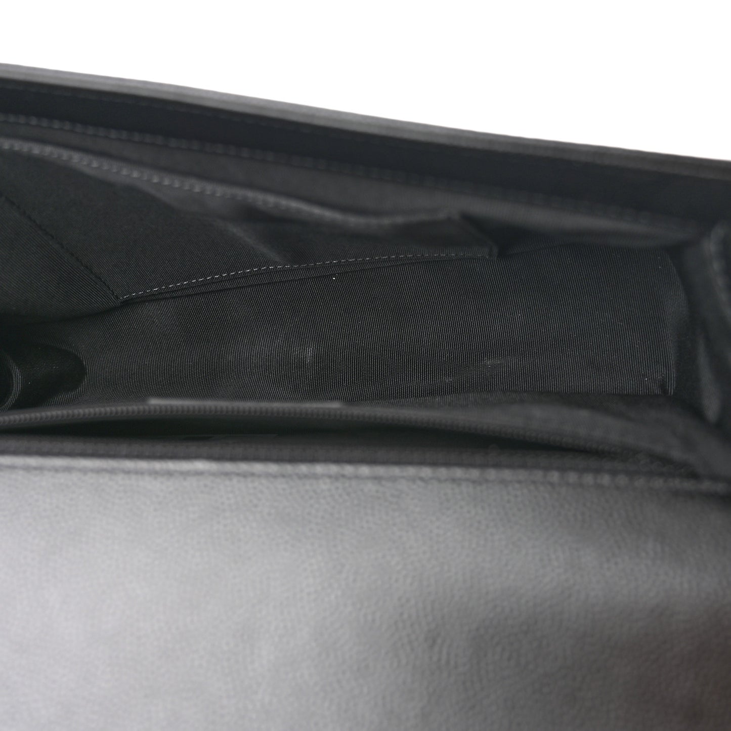Caviar Quilted New Medium Boy Flap Black