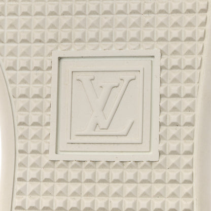 Louis Vuitton Patent Monogram Frontrow Sneakers 38.5 7 of 10
