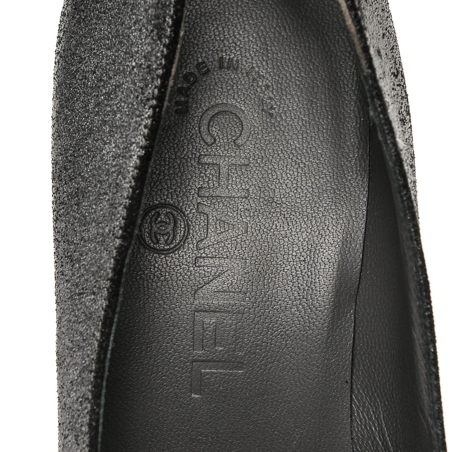 Chanel Distressed Suede CC Cap Toe Pumps 38 Anthracite 6 of 6