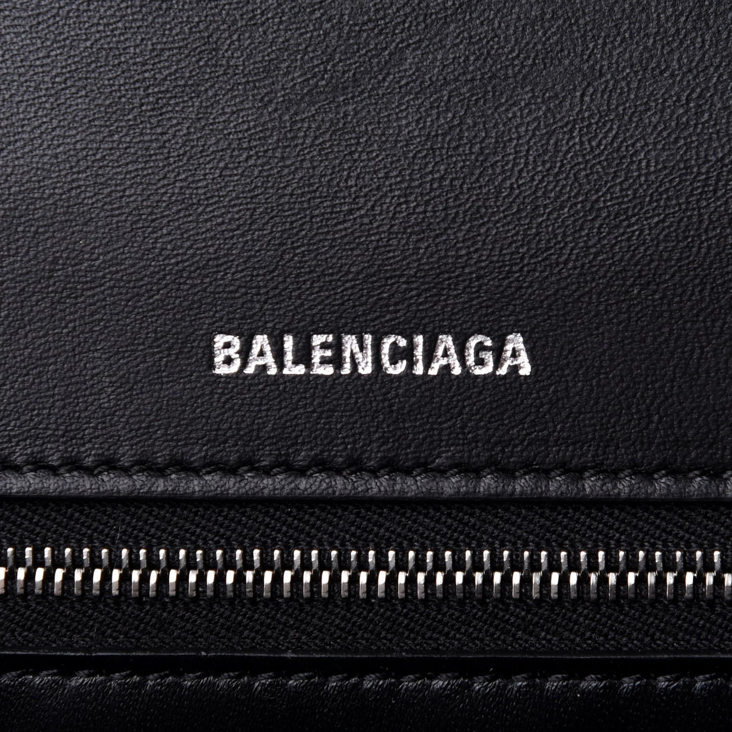 Grained Calfskin Medium Hourglass Top Handle Bag Black