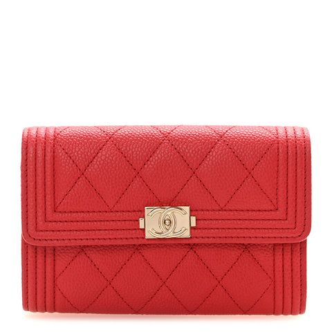 Caviar Quilted Medium Boy Flap Wallet Red