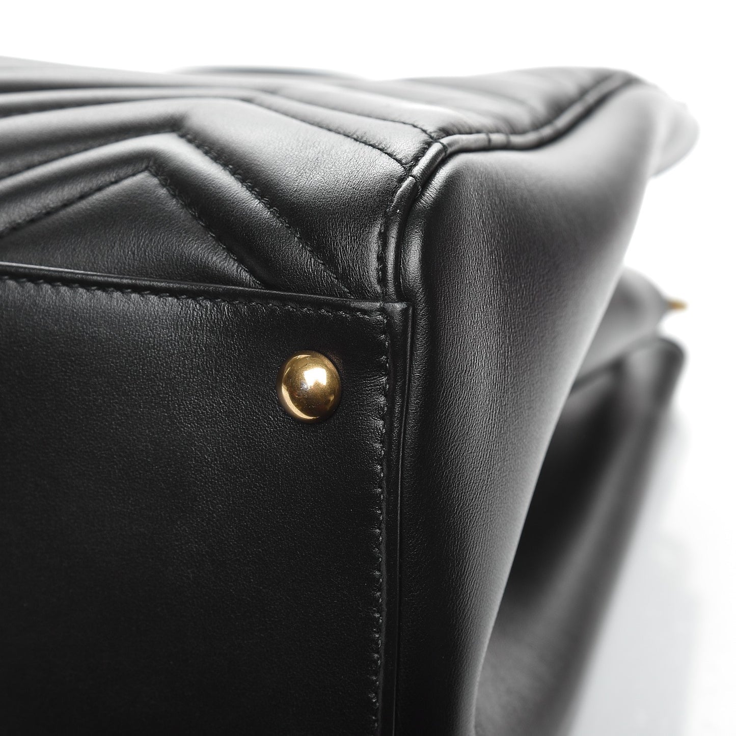 Calfskin Matelasse Medium GG Marmont Tote Black