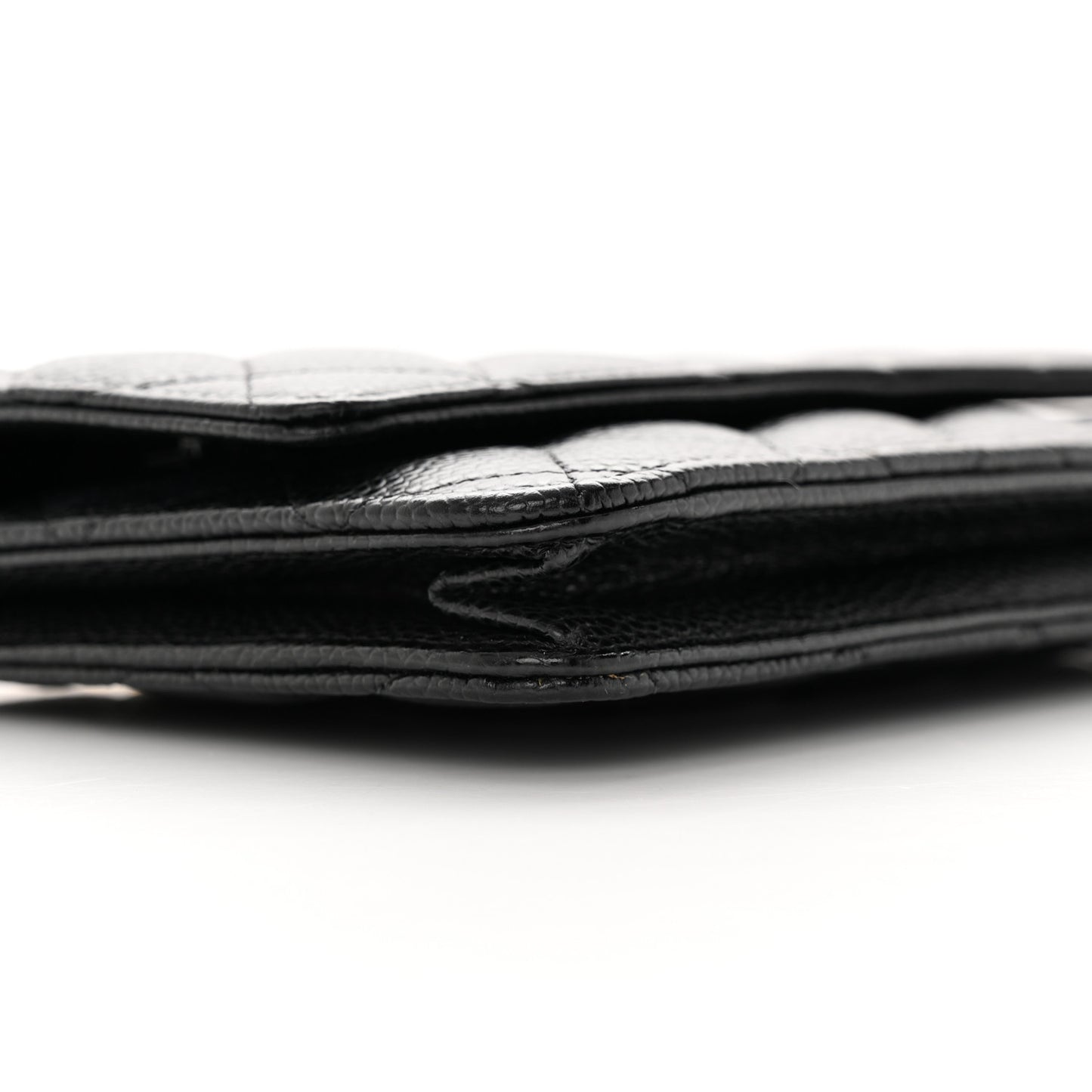 Caviar Quilted Wallet on Chain WOC Black