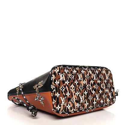 Louis Vuitton Monogram Giant Jungle Neverfull MM Black 4 of 9