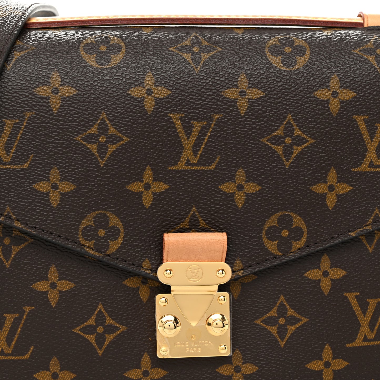 Monogram Pochette Metis