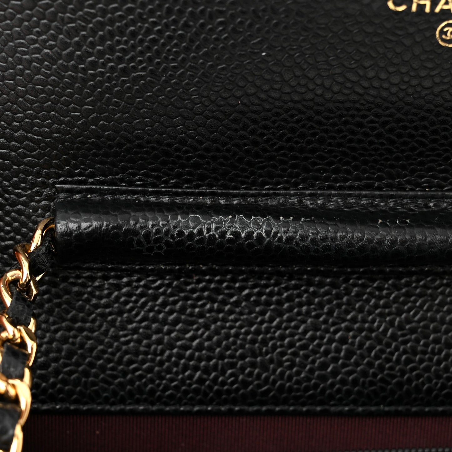 Caviar Quilted Wallet on Chain WOC Black
