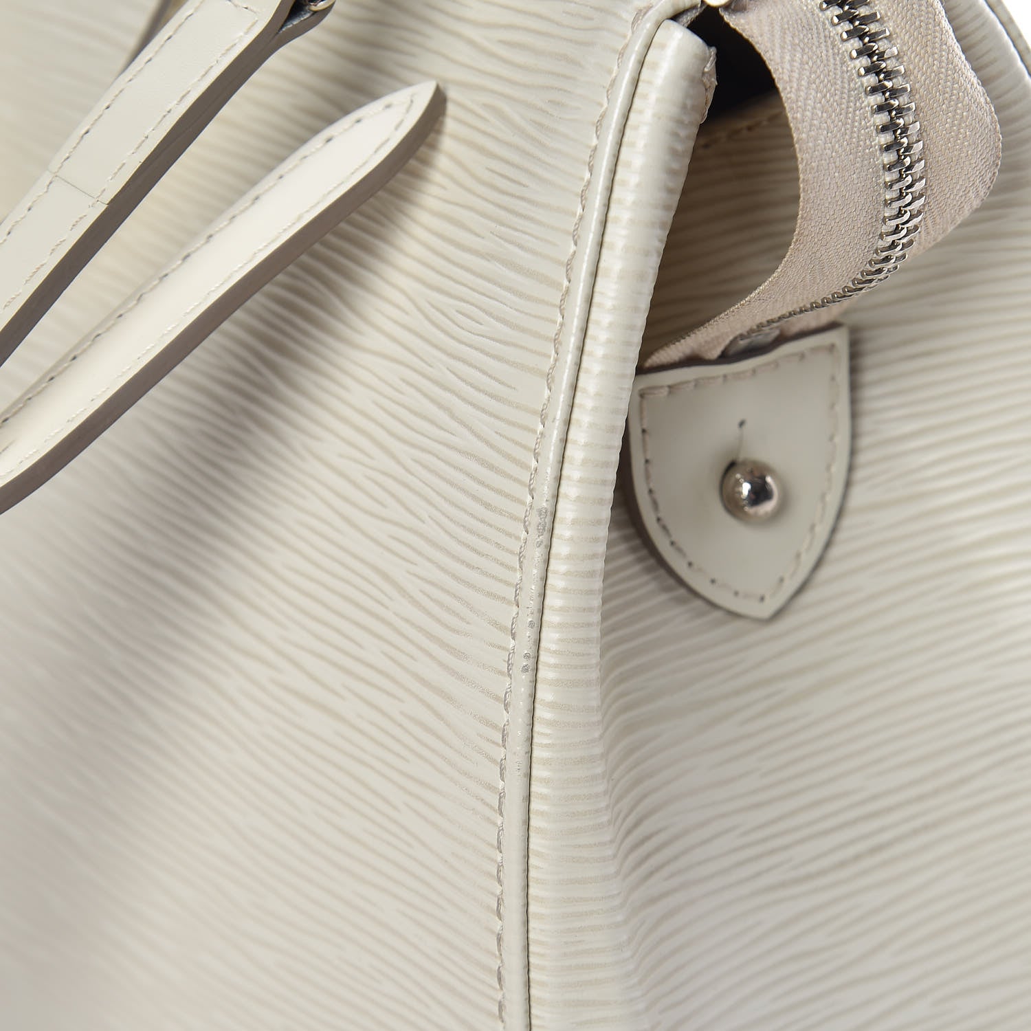 Louis Vuitton Epi Brea MM Ivory 11 of 21