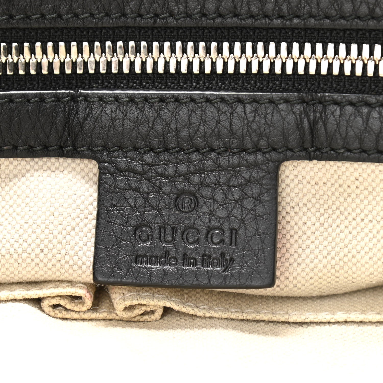 Gucci Pebbled Calfskin Medium Soho Messenger Bag Black 5 of 11