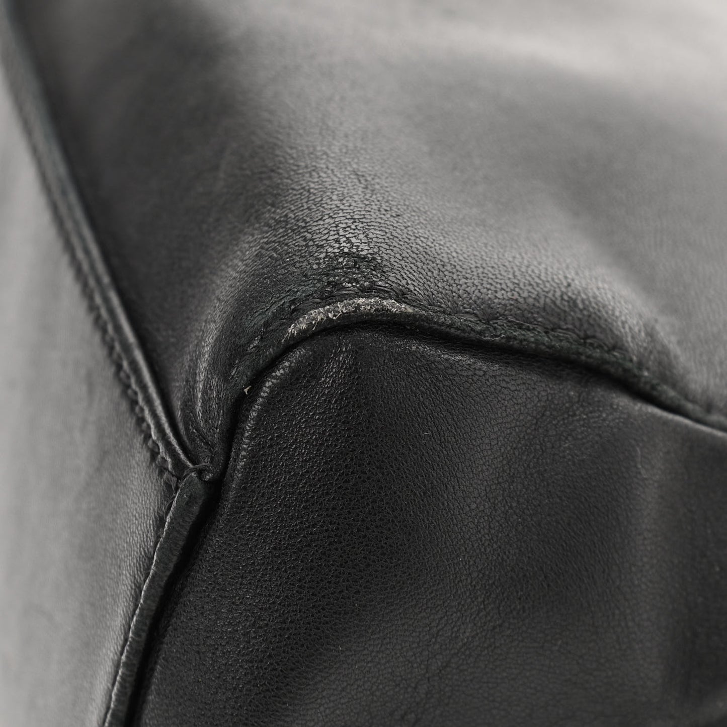 Nappa Mini Peekaboo Iconic Satchel Black
