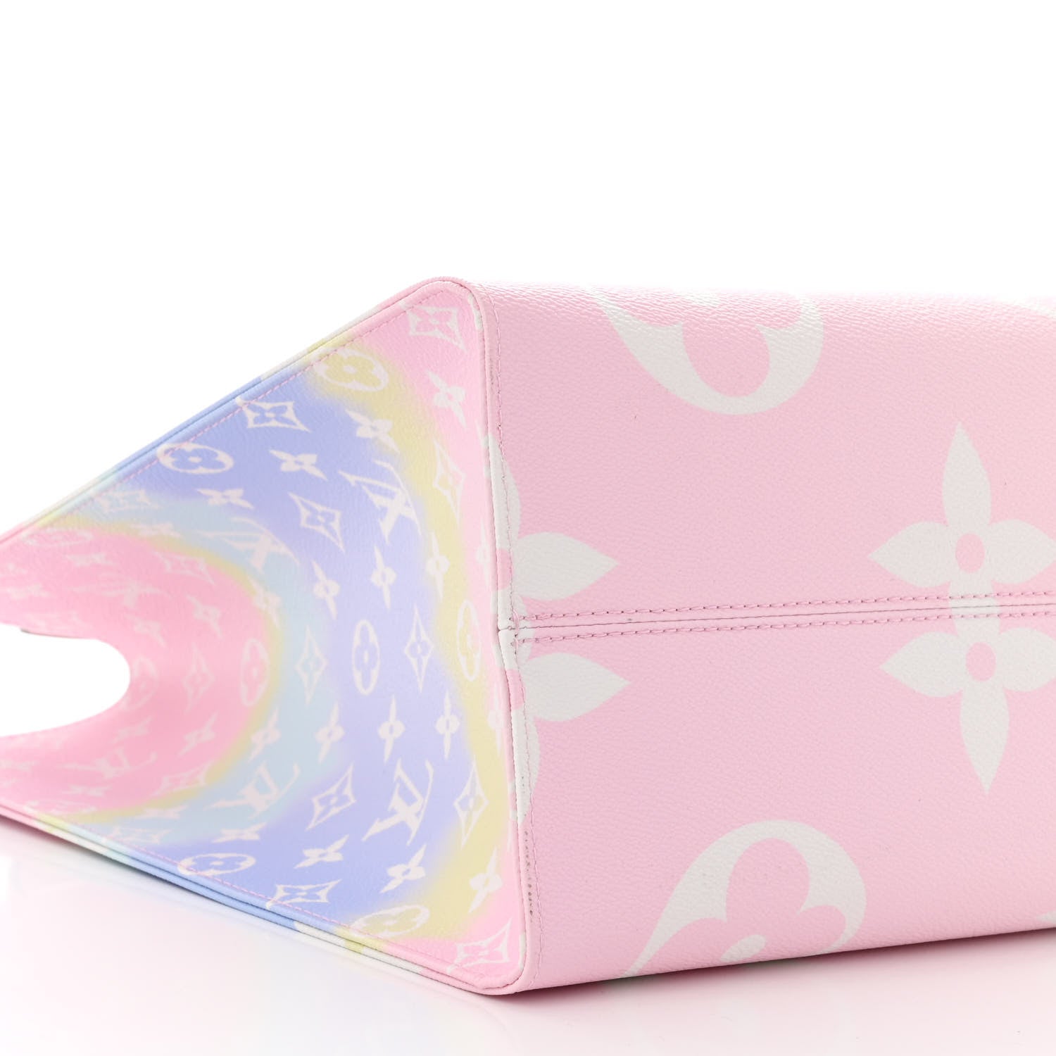 Louis Vuitton Monogram Escale Onthego GM Pastel 9 of 12