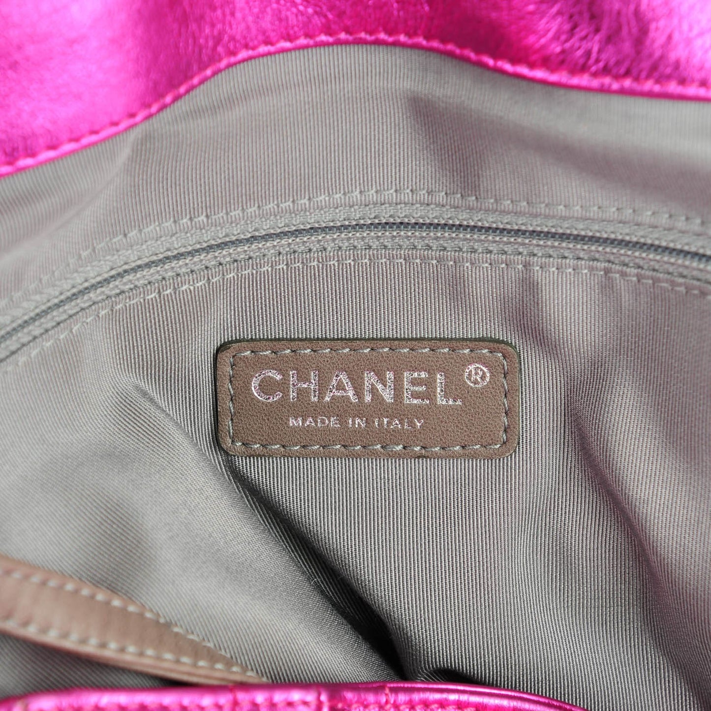 Metallic Cracked Calfskin Modern Chain Tote Fuchsia