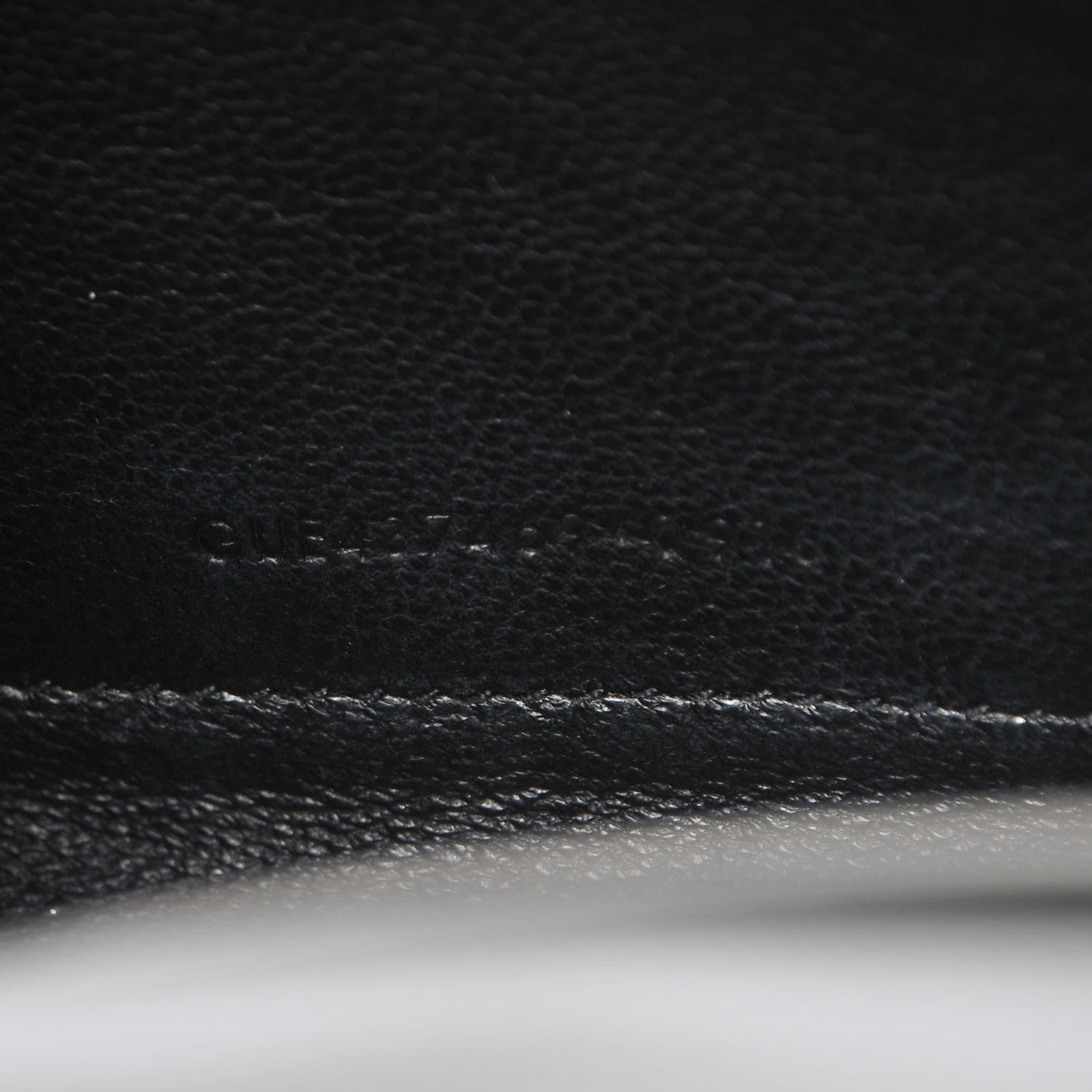 Saint Laurent Grain De Poudre Matelasse Chevron Monogram Chain Wallet Fog 8 of 9