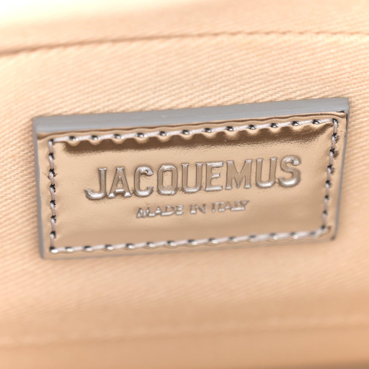 Metallic Patent Calfskin La Pochette Rond Carre Silver