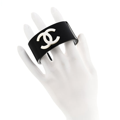 Chanel Resin CC Cuff Bracelet Pearly White Black 2 of 5