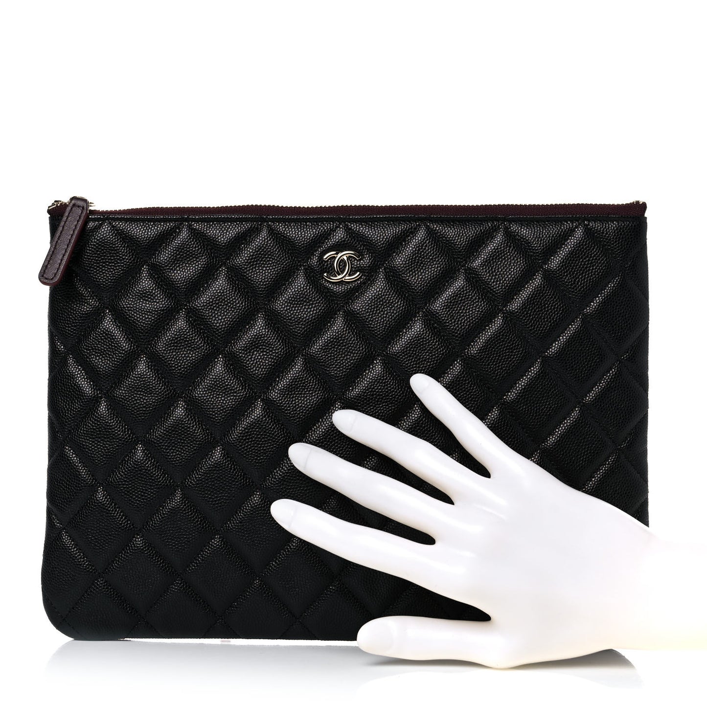 Caviar Quilted Medium Cosmetic Case Black