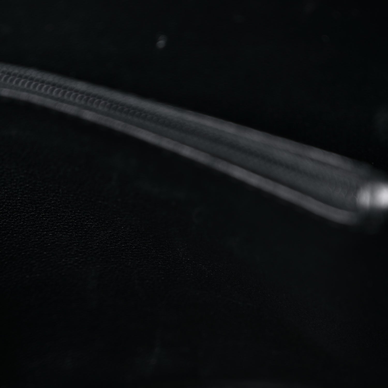 Chanel Caviar Quilted Medium CC Filigree Vanity Case White Black 16 of 19