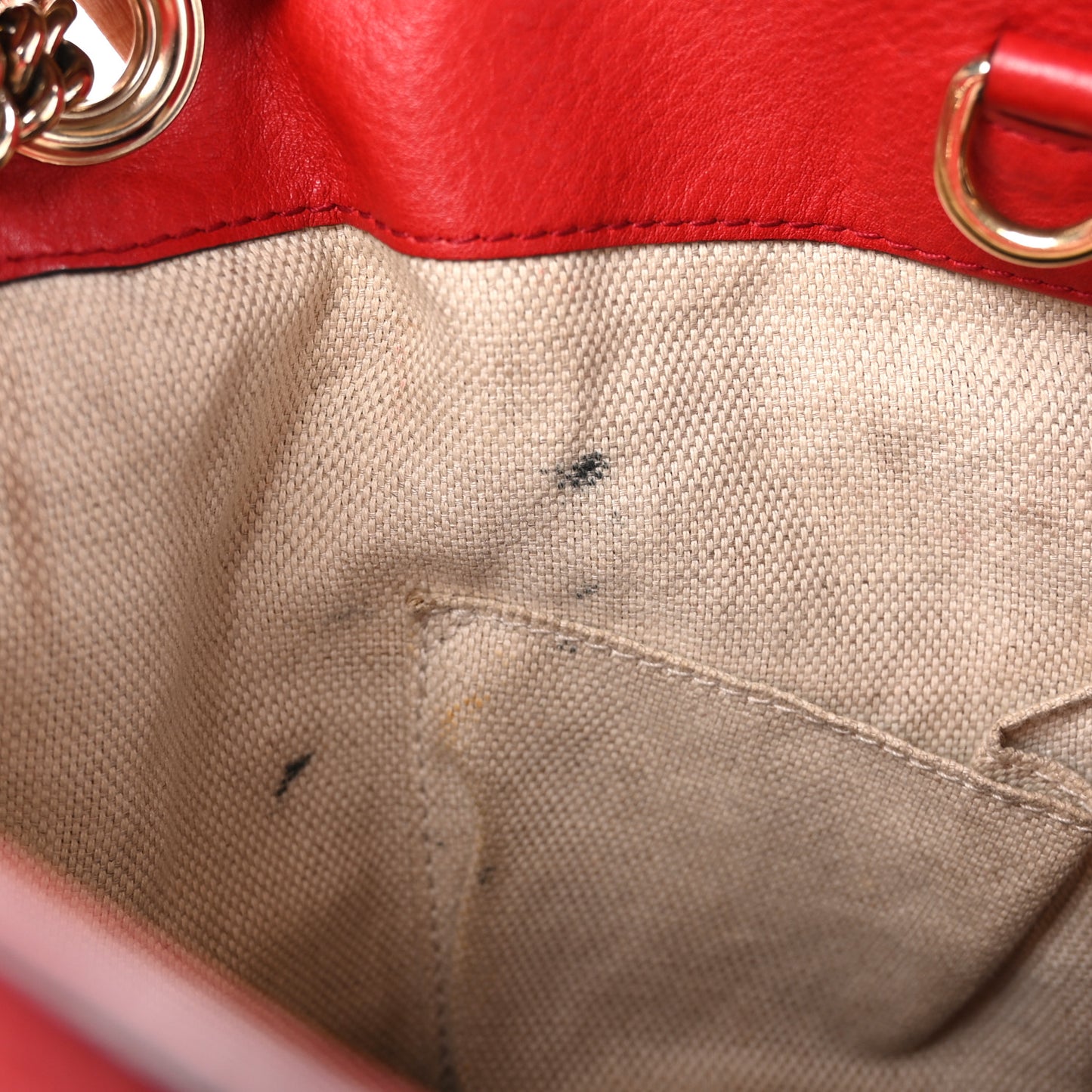 Pebbled Calfskin Medium Soho Chain Shoulder Bag Tabasco Red