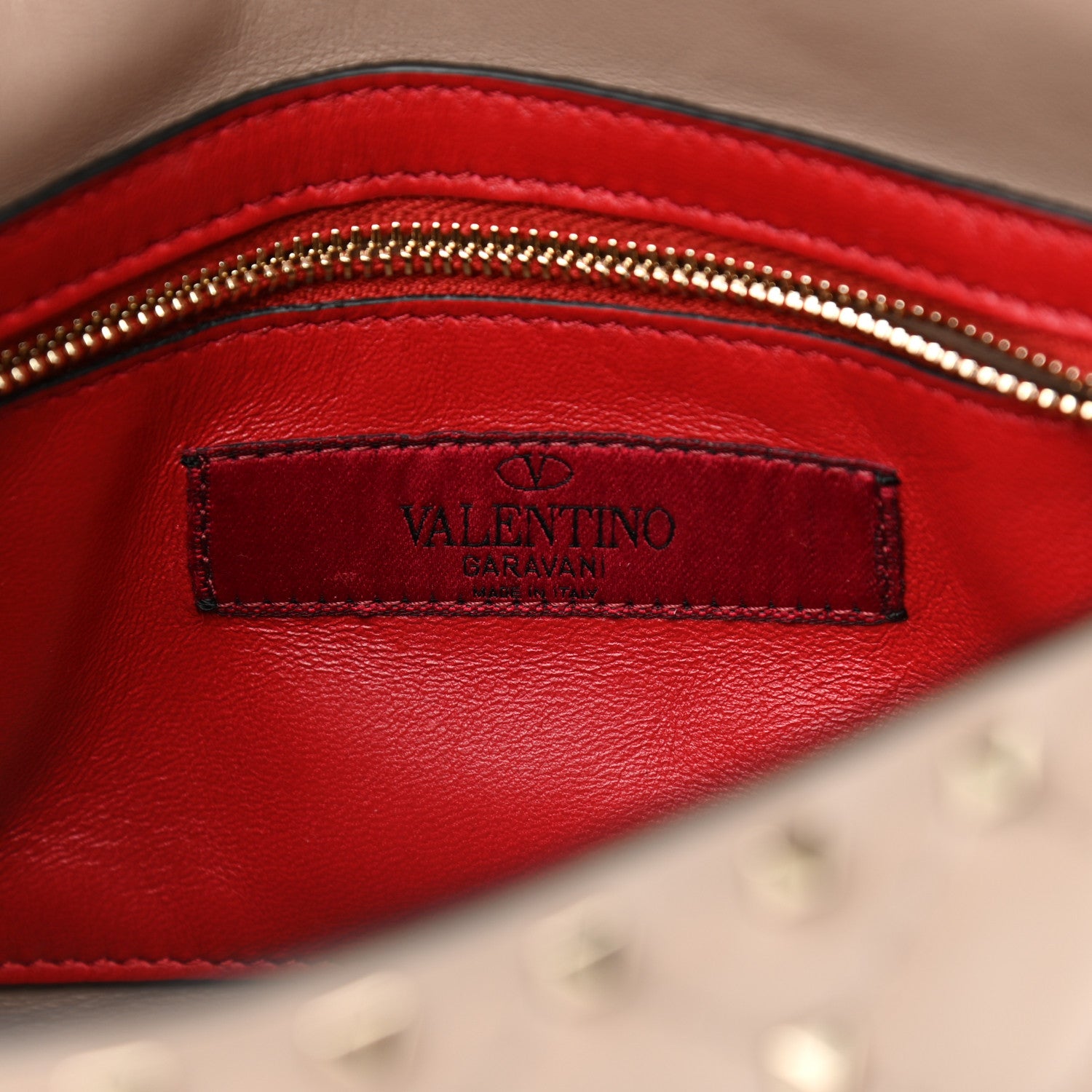 Valentino Garavani Nappa Medium Rockstud Spike Shoulder Bag Poudre 6 of 9