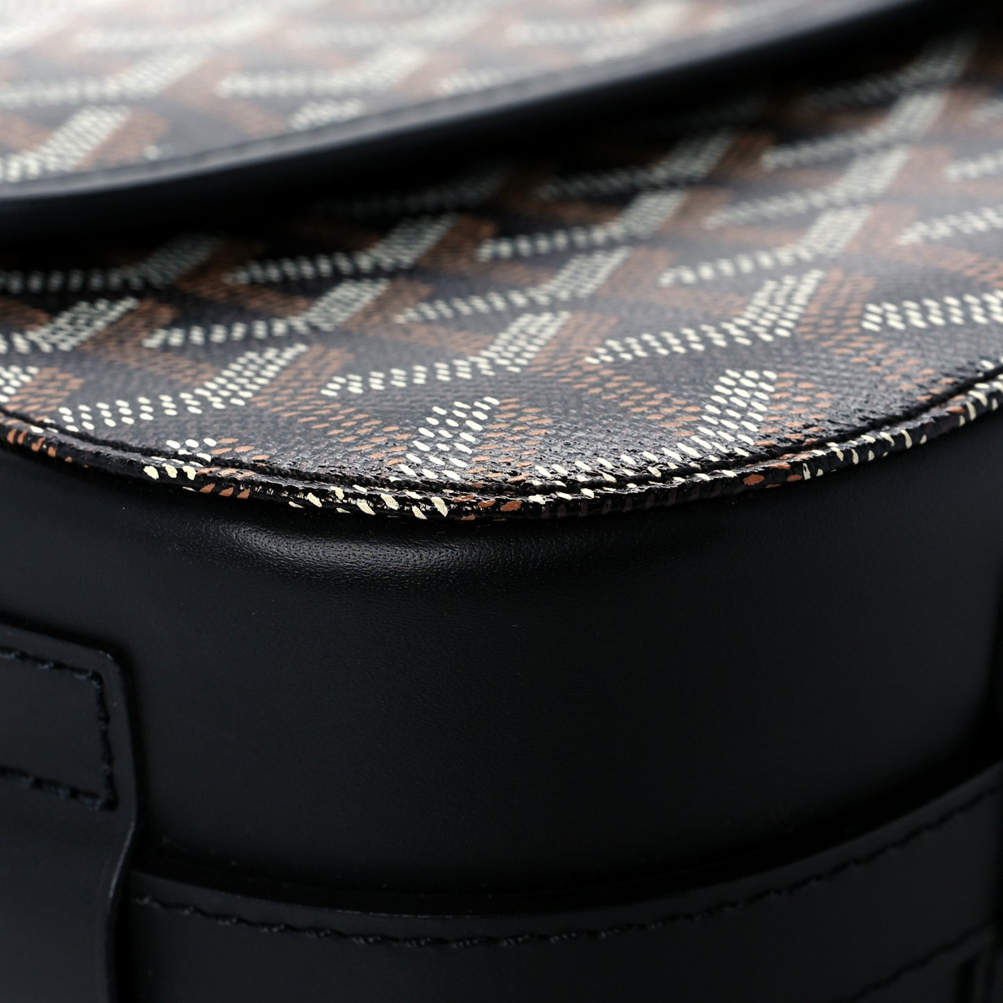 Goyardine Belvedere II MM Messenger Bag Black