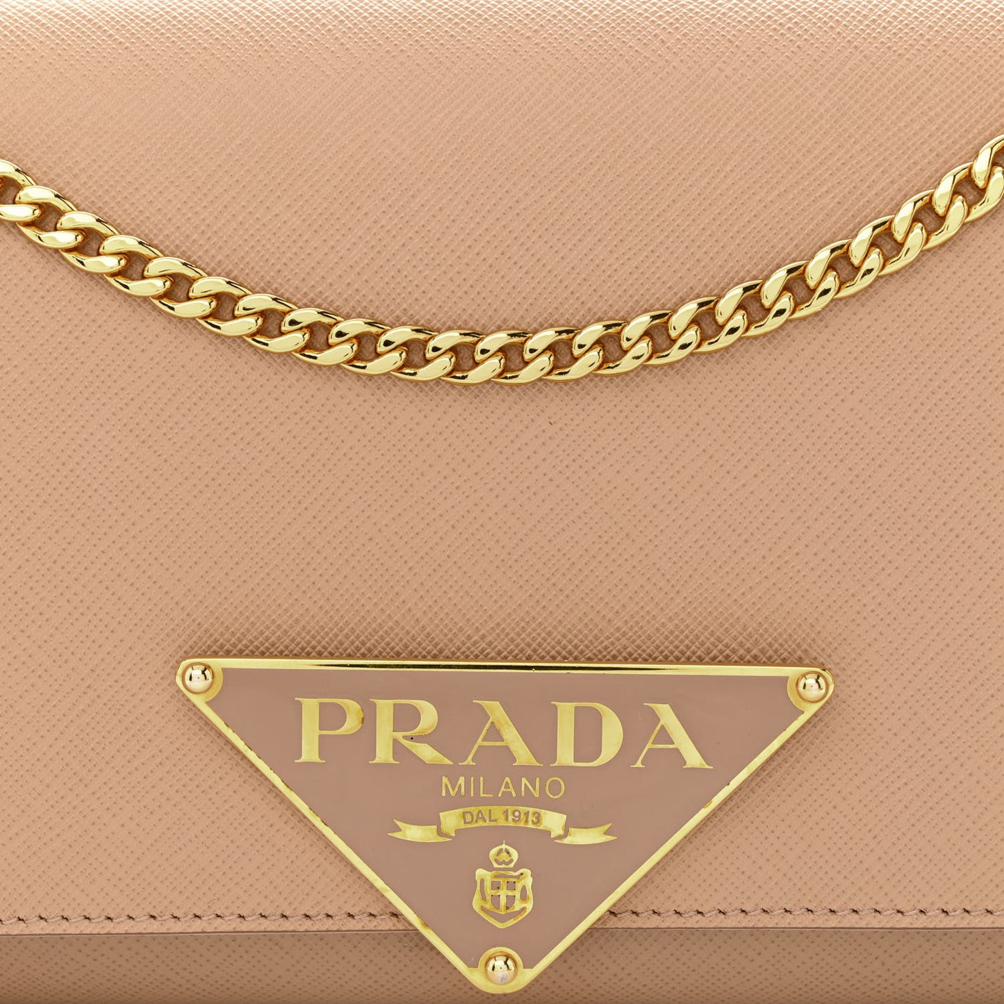 Saffiano Lux Chain Wallet Cammeo