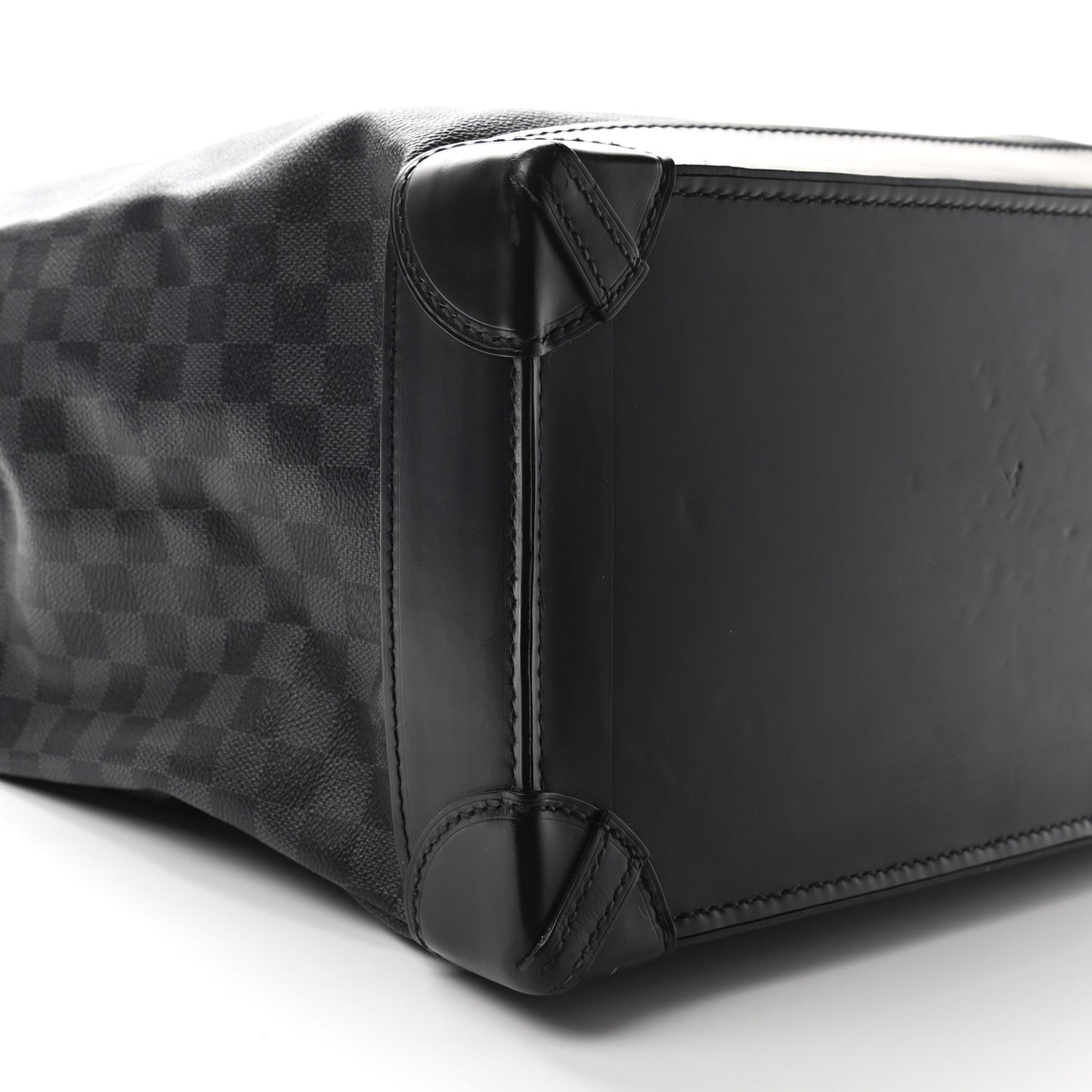 Damier Graphite Steamer