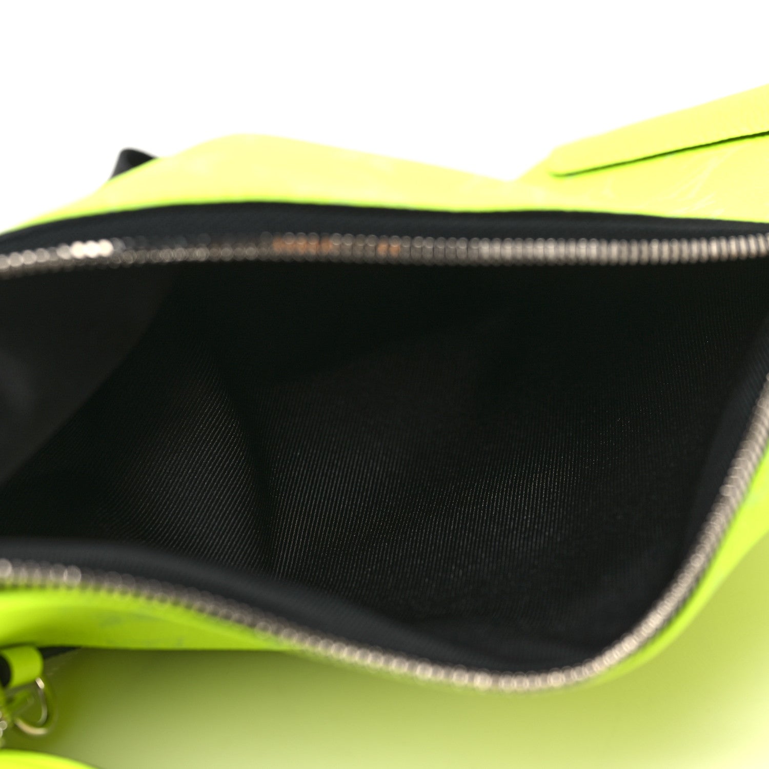 Louis Vuitton Taigarama Duo Slingbag Yellow 4 of 8