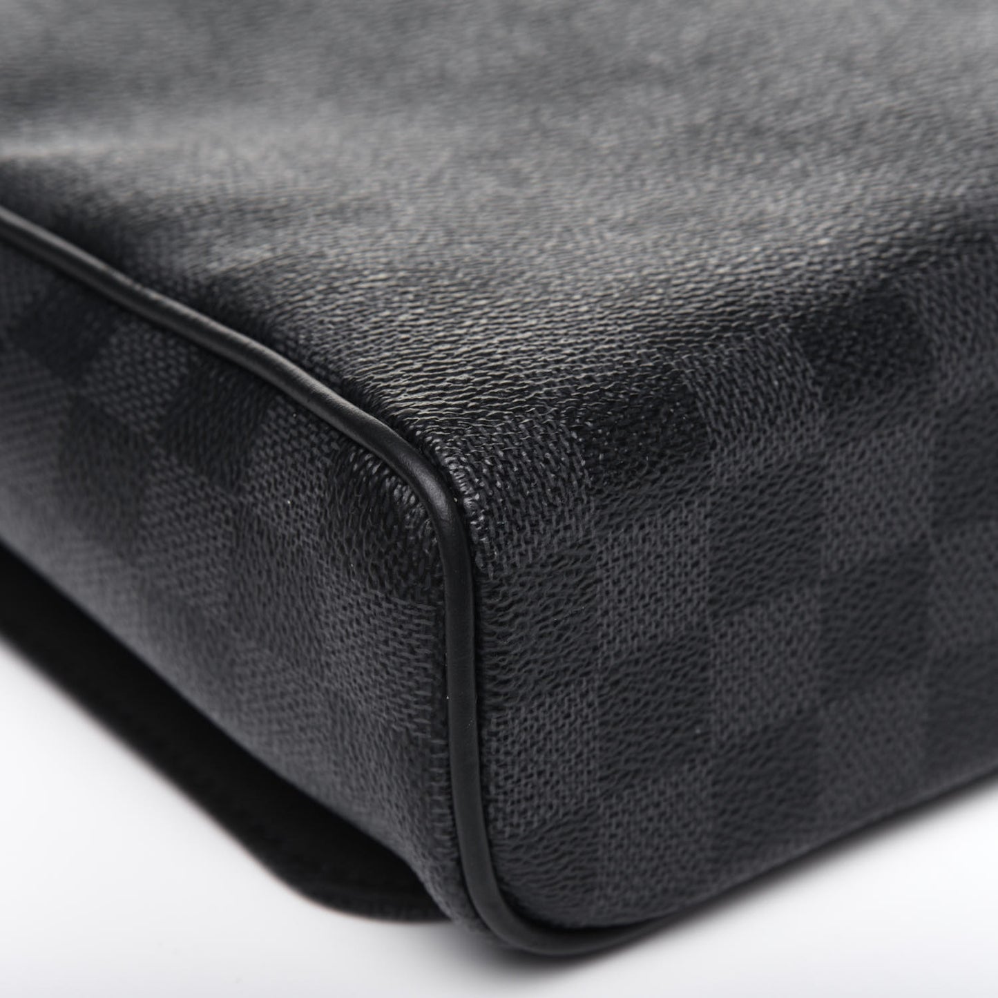 Damier Graphite Alps District PM