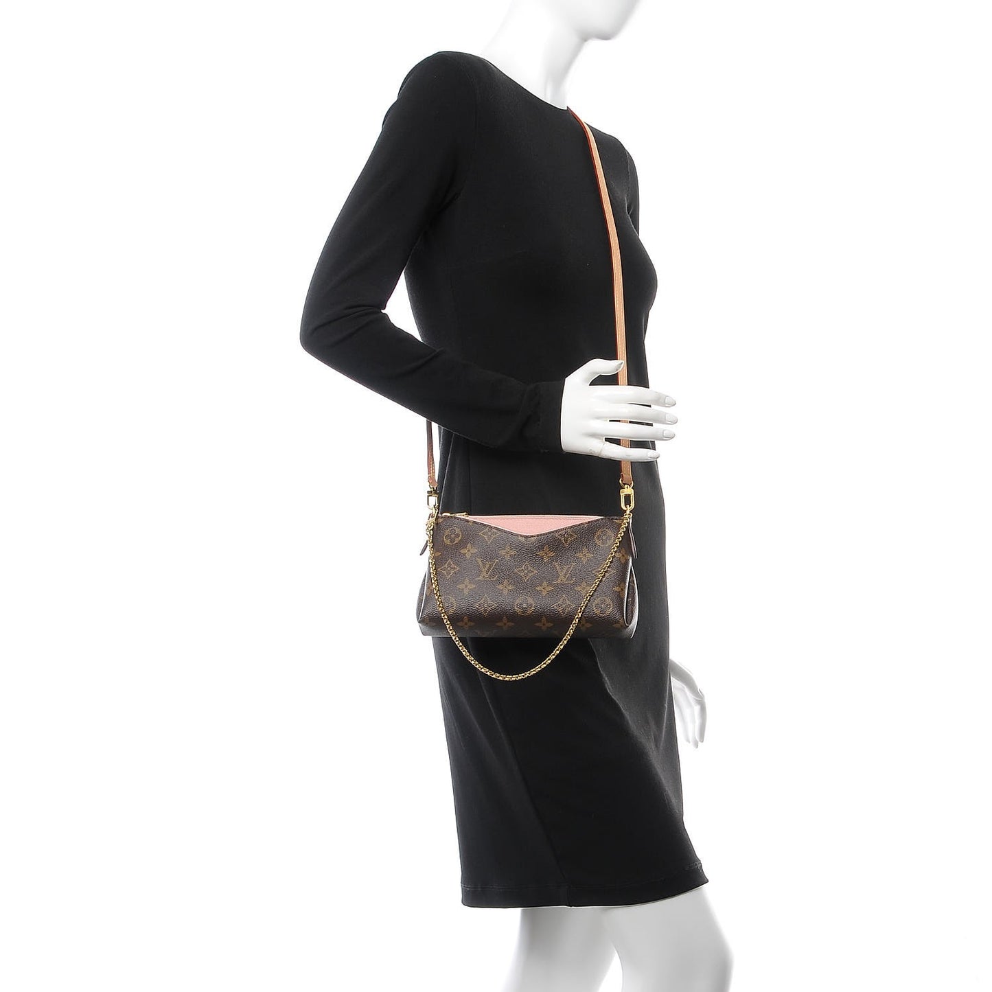 Monogram Pallas Clutch Rose Poudre