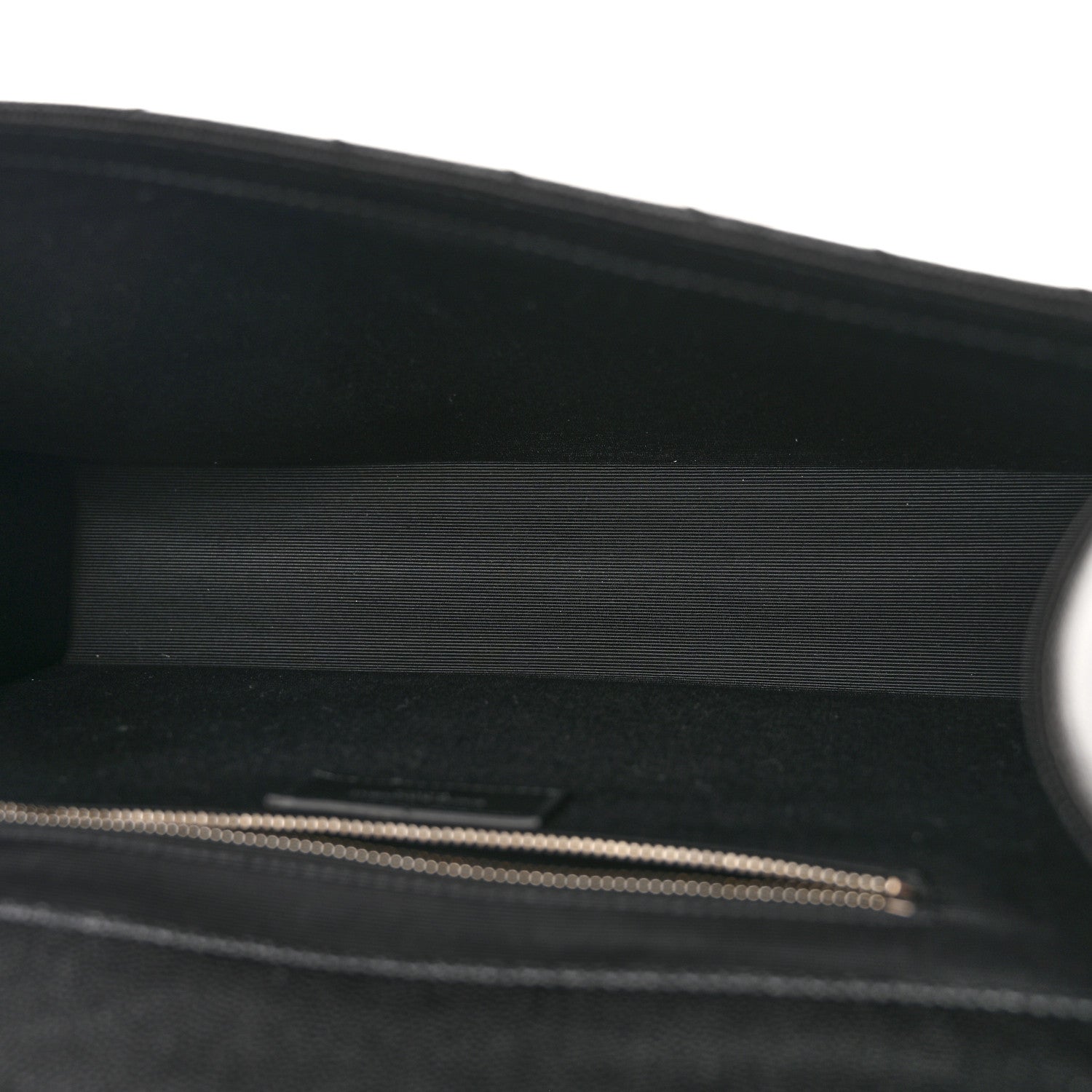 Saint Laurent Grain De Poudre Matelasse Chevron Large Monogram Satchel Black 5 of 9