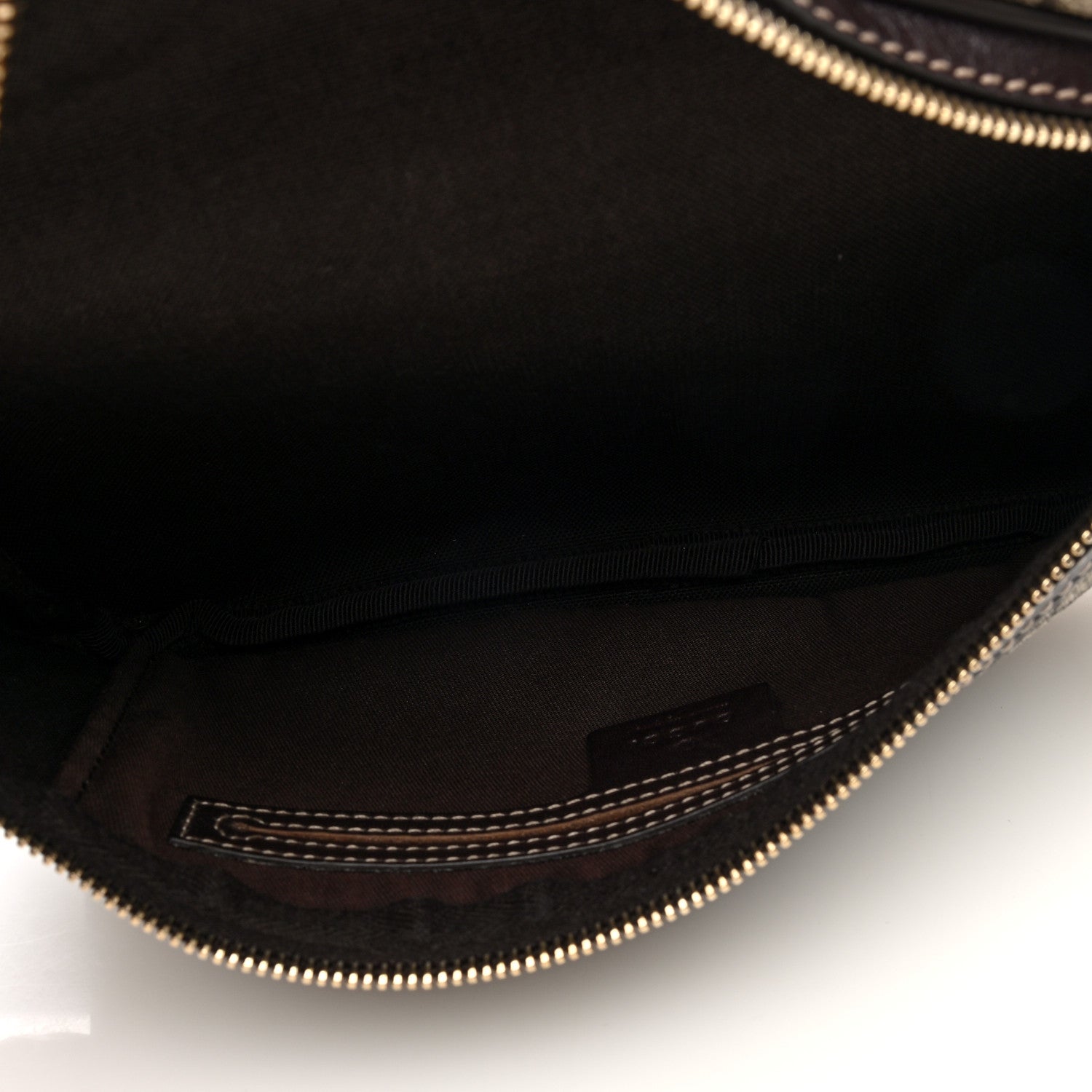 Gucci GG Supreme Monogram Belt Bag Dark Brown 5 of 10
