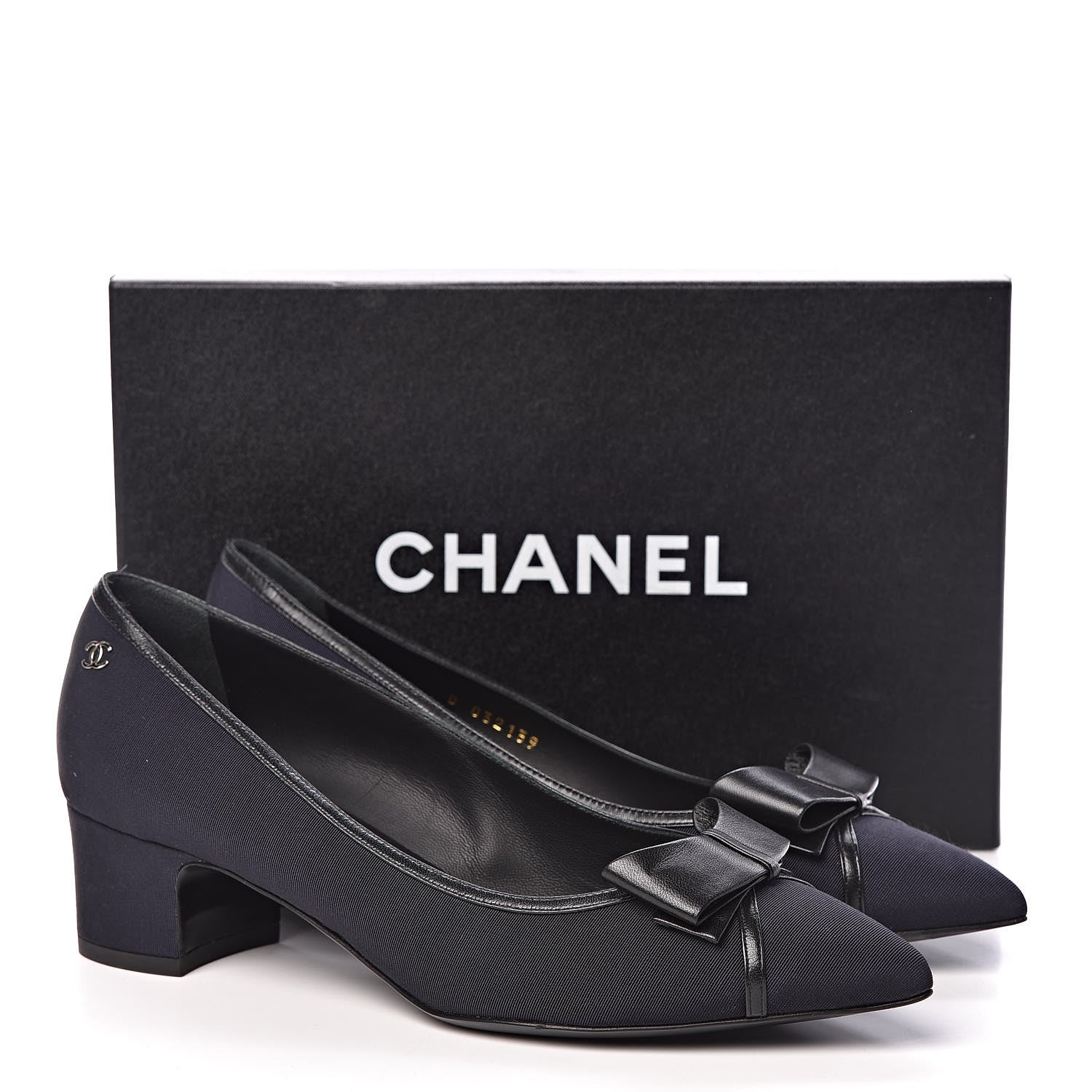 Chanel Grosgrain Lambskin Bow Pumps 39 Navy 10 of 10