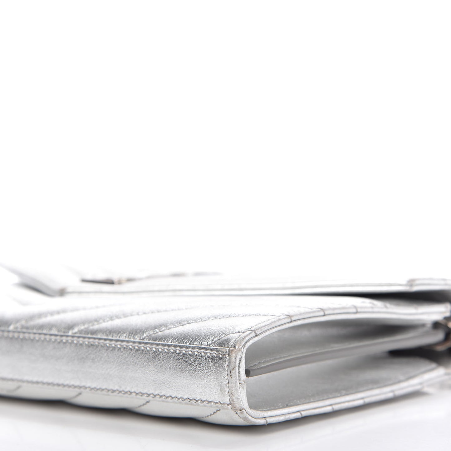 Metallic Grain De Poudre Matelasse Chevron Monogram Chain Wallet Silver
