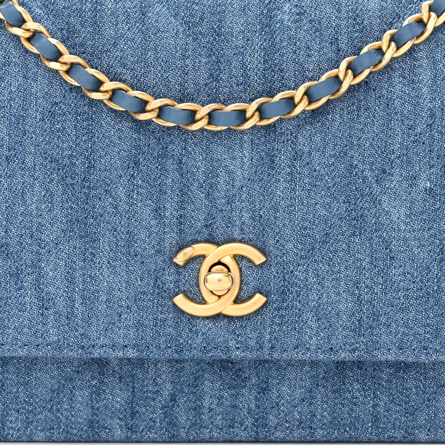 Denim Quilted CC Pearl Crush Wallet on Chain WOC Blue