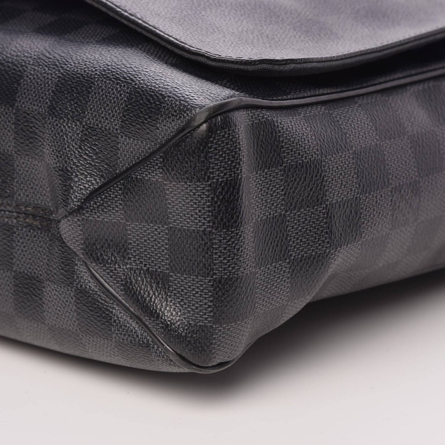 Damier Graphite District GM