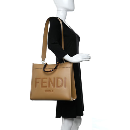 Fendi Vitello King Plexiglass Logo Embossed Medium Fendi Sunshine Shopper Tote Miele Scuro 2 of 8